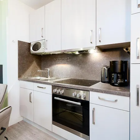 Apartment Solaris 11 Mit Gemeinschaftssauna Und Grillplatz Groemitz